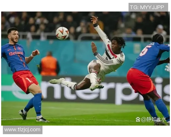 欧联杯曼联逆转AC米兰绝杀瞬间引发争议判罚全场沸腾