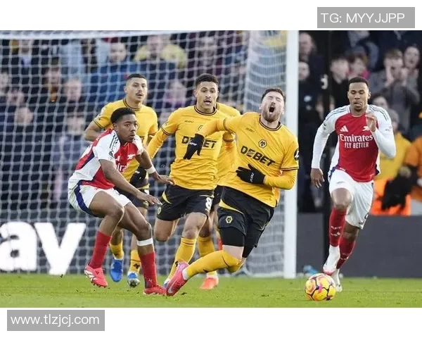 英超激战莱比锡绝杀多特蒙德补时进球引发争议判罚全场沸腾